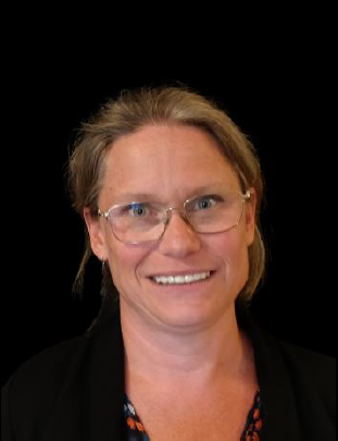 Porträttbild på Maria, lärare
