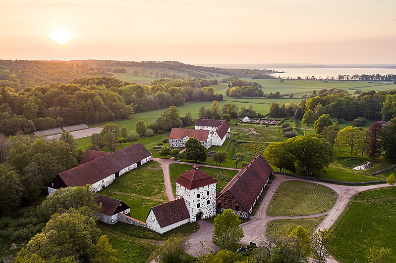 Hovdala slott söker en ny krögare till restaurang- och caféverksamheten på området